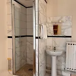 Des Fontaines Hotel 2*