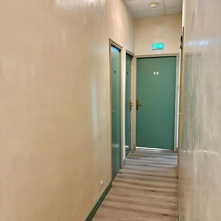 호텔 데 퐁텐 2*