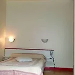 Des Fontaines Hotel